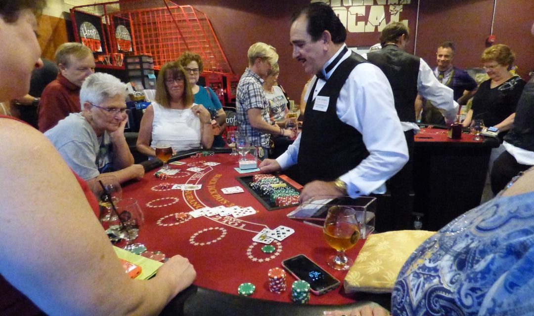 Catsino 2017 Image of BlackJack Table With People Playing